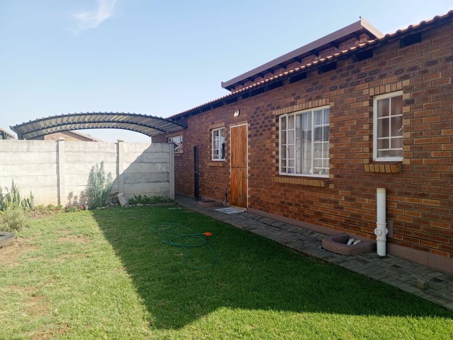 3 Bedroom Property for Sale in Waterval East North West
